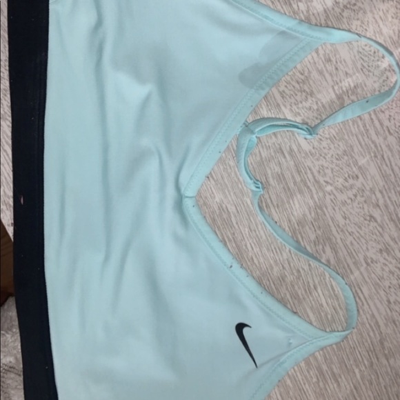 Nike Sports Bra - Picture 1 of 3